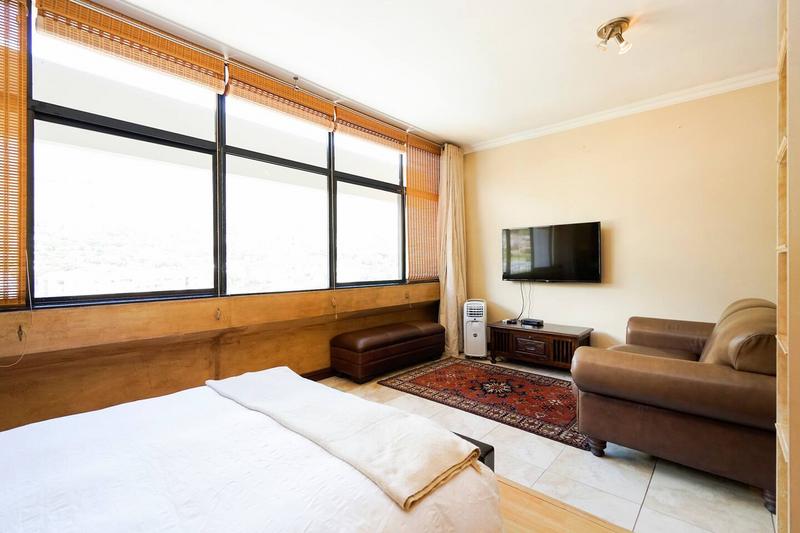 To Let 0 Bedroom Property for Rent in Oranjezicht Western Cape
